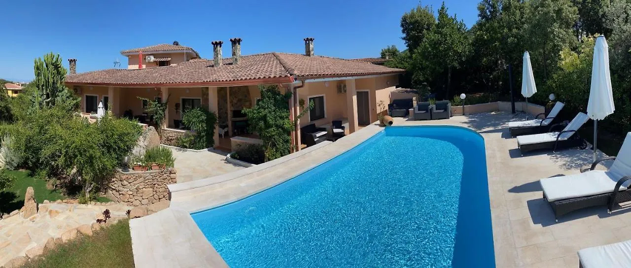 Casa Mariluka Bed & Breakfast Capoterra Italy