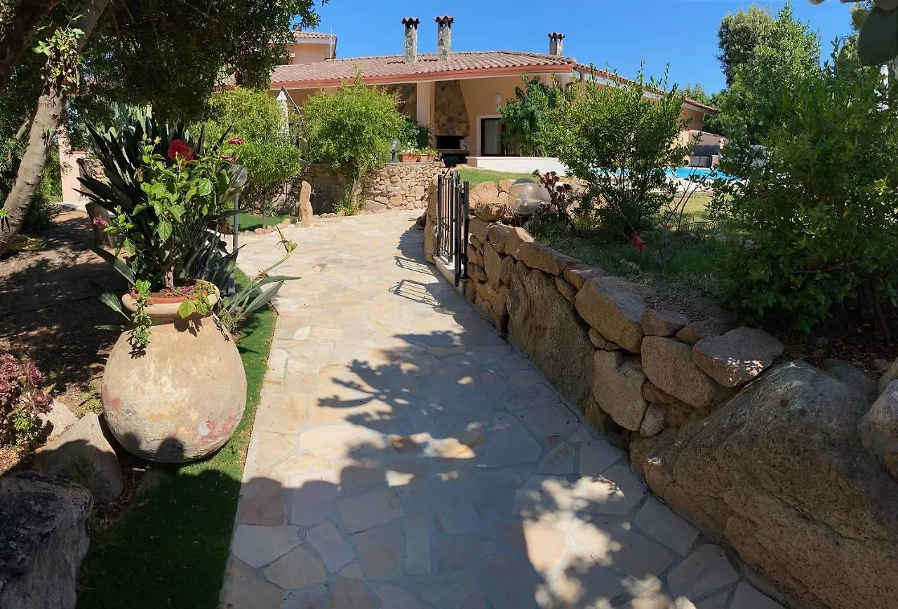 Casa Mariluka Bed & Breakfast Capoterra